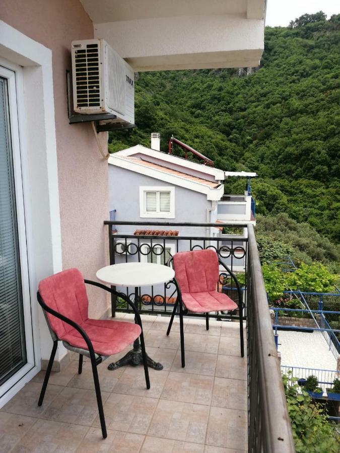 Apartments Mitrovic Podlicak Sveti Stefan Buitenkant foto