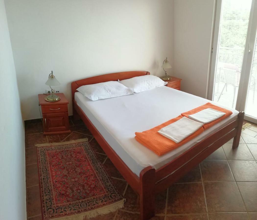 Apartments Mitrovic Podlicak Sveti Stefan Buitenkant foto