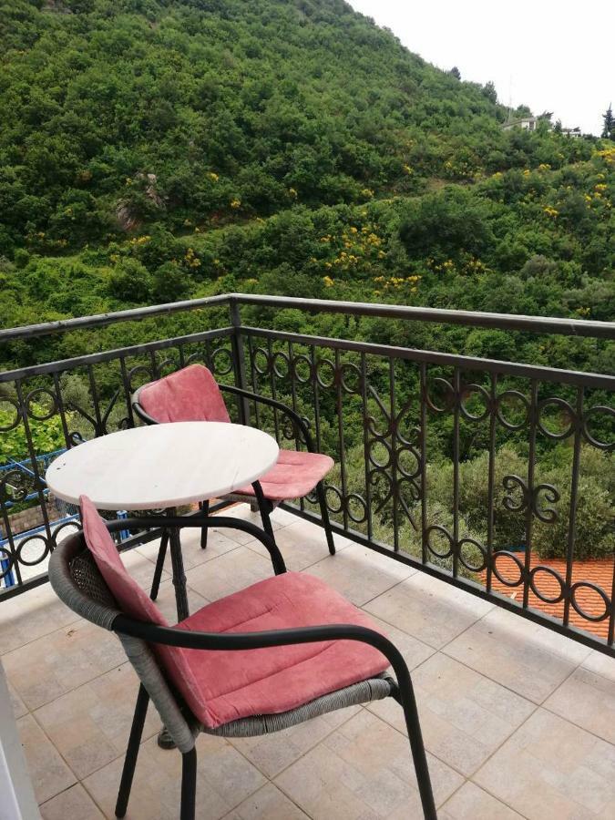 Apartments Mitrovic Podlicak Sveti Stefan Buitenkant foto